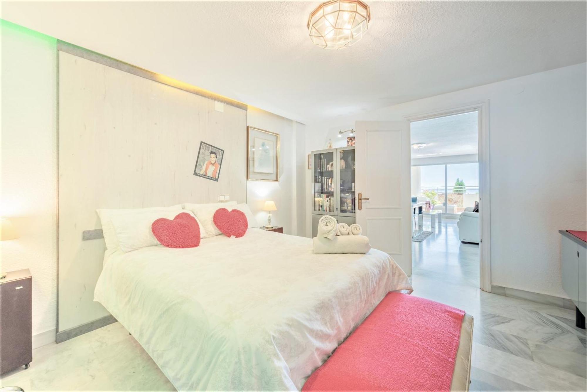 Beachfront Apartment Marbella Center Ngoại thất bức ảnh